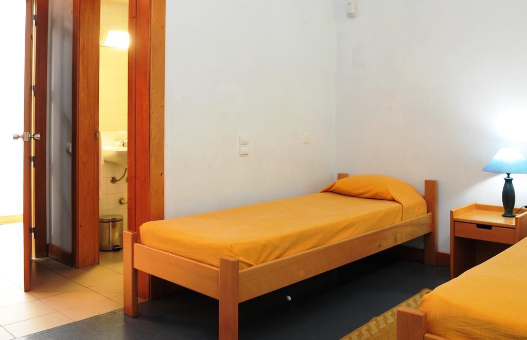 Hi Abrantes - Pousada De Juventude Room photo